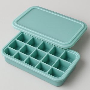 IceCube Tray with Lid